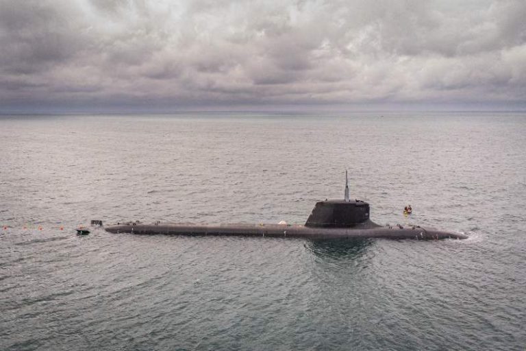 仏海軍の次期攻撃型原潜シュフラン級原子力潜水艦