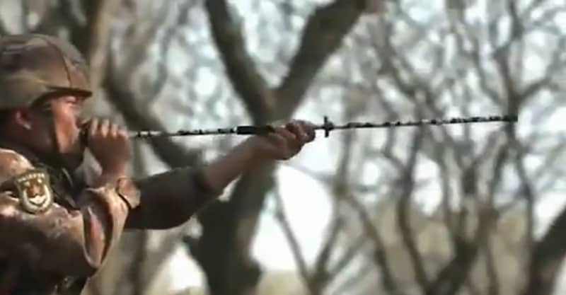 中国人民解放軍の特殊部隊は吹き矢や使い毒矢を飛ばす
