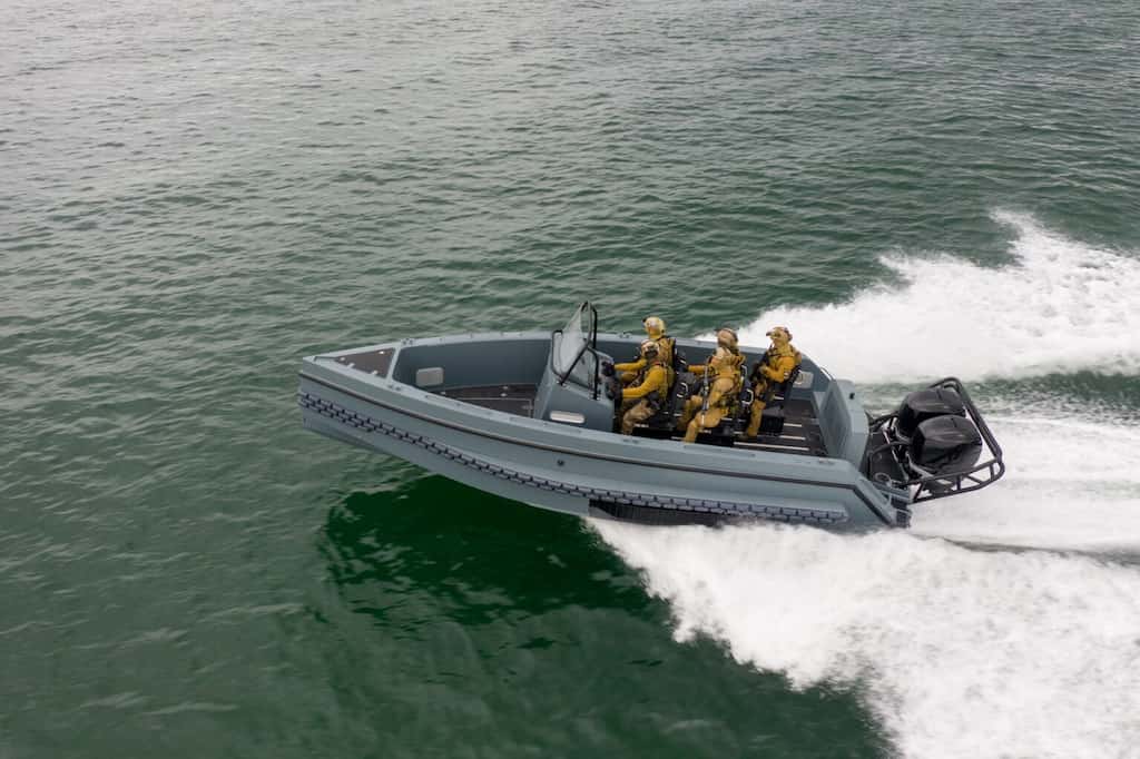 米海軍が導入している水陸両用高速戦闘艇「インターセプター」