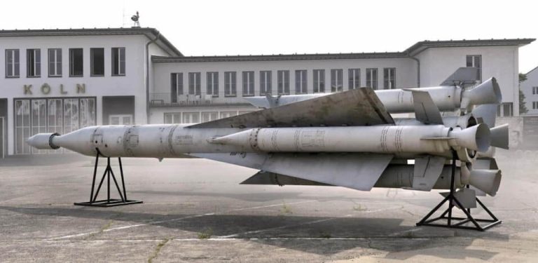 冷戦時のソ連の超音速ミサイルKholodがオークションで売り出されました
