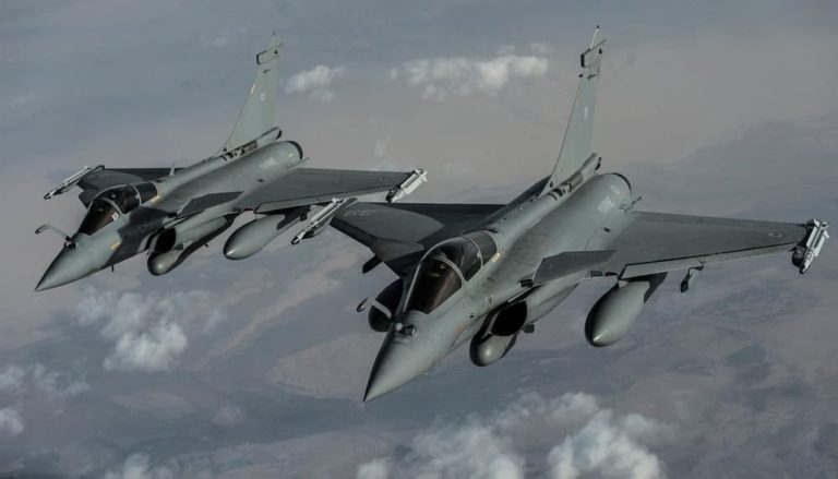 インドネシアがラファール購入決定した直後に米国はF-15EXの売却を承認。韓国との共同開発のKF-21はどうなる？