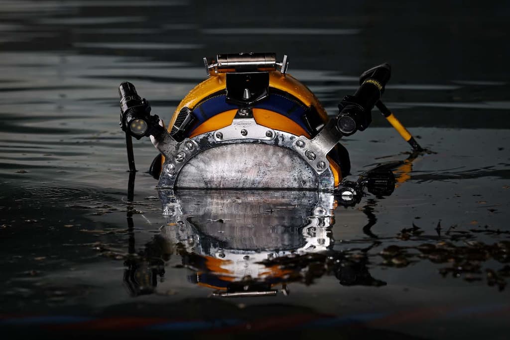 イギリス海軍は新たに特殊潜水部隊DTXGを創設しました