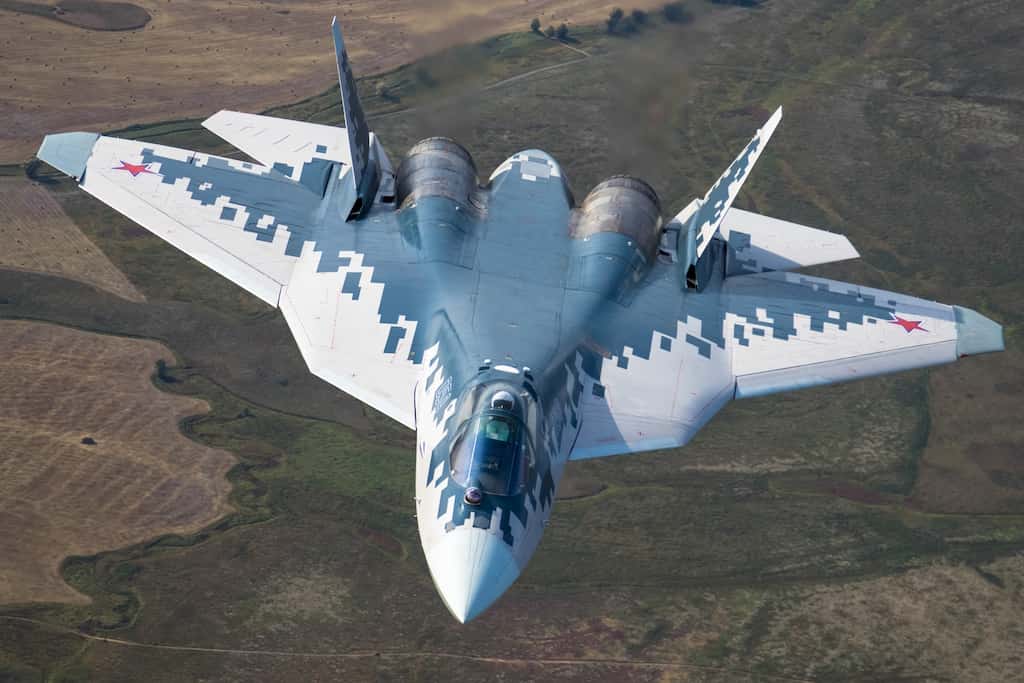 ロシア空軍にはもう飛べる機体がない？最新鋭のSu-57をウクライナに投入する意味