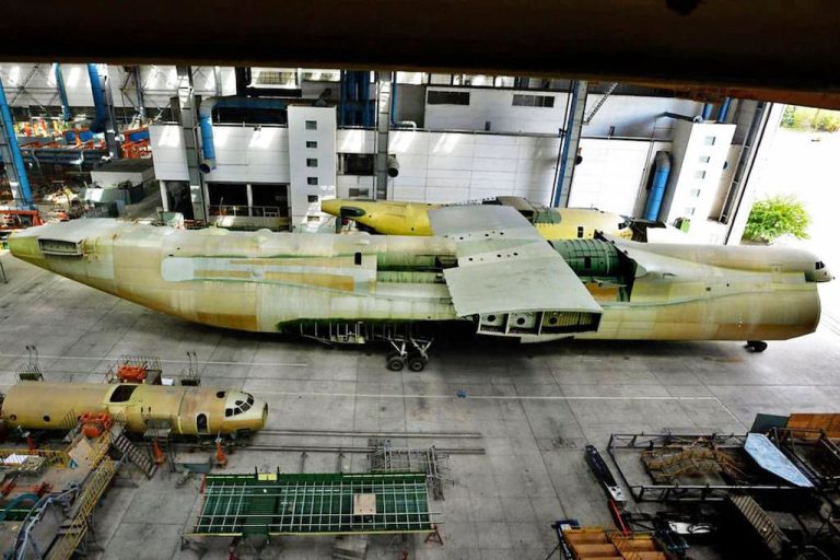 実は70%が完成している世界最大の航空機An-225ムリーヤの2機目
