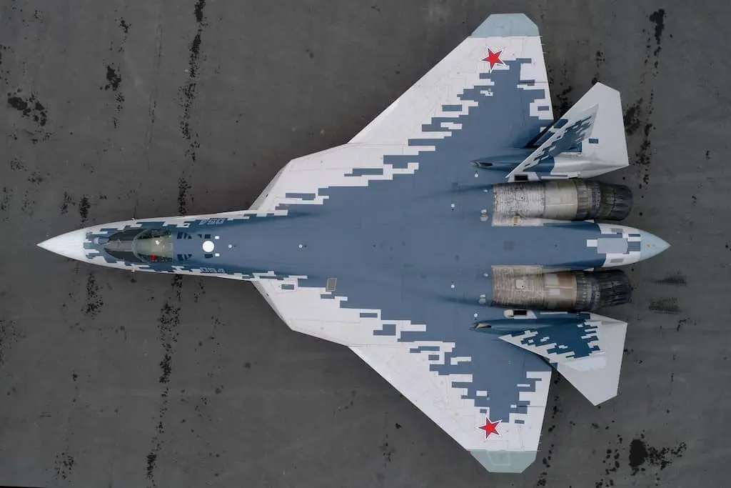 ロシアは5機目と6機目のSu-57の量産モデルを受け取りました│ミリレポ 