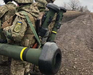 このままではウクライナに送られた対戦車ミサイル”ジャベリン”が使えなくなる