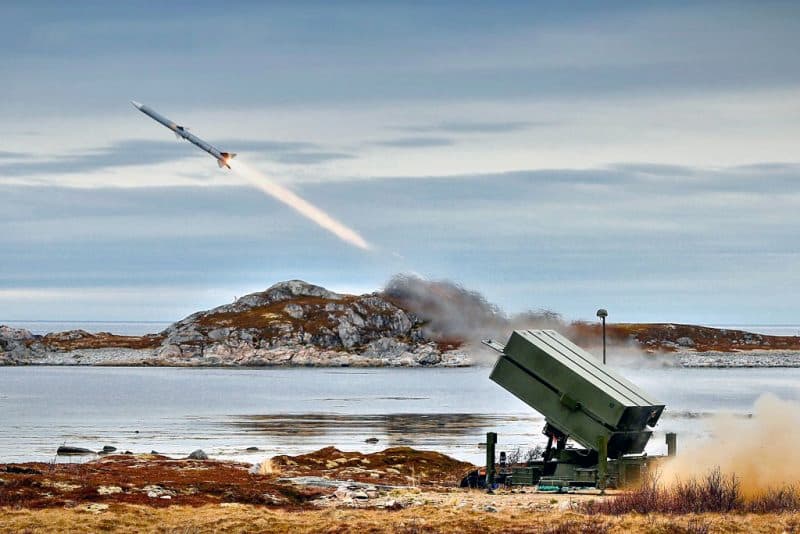 ウクライナに提供するホワイトハウスを護る防空ミサイルNASAMSとは