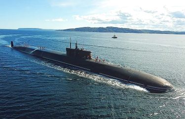 核魚雷6発を搭載するロシアの終末の日の潜水艦ベルゴロド