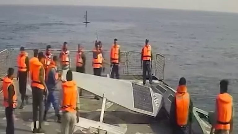 イラン海軍が米軍の無人水上艇を拿捕、米海軍第5艦隊が奪い返す