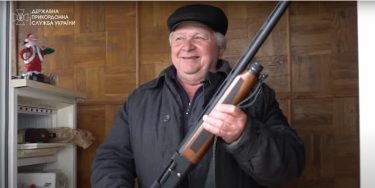 ウクライナで老父が狩猟用ライフルでロシア軍のSu-34を撃墜！？それは可能ですか？