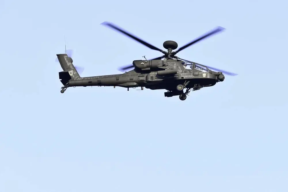 新しいAH-64アパッチヘリのコンセプトが明らかに！ドローンも搭載│ミリレポ｜ミリタリー関係の総合メディア