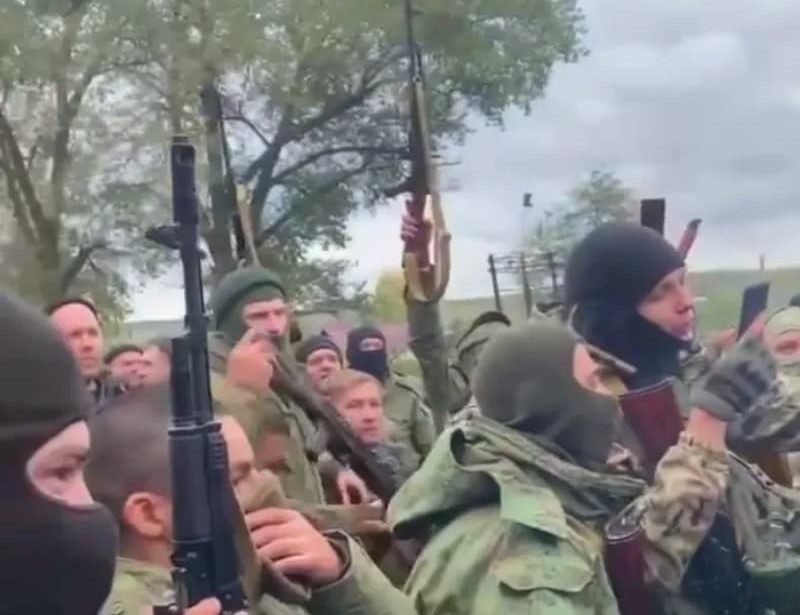 精鋭部隊に動員されたロシア兵、待遇に不満、コロナに集団感染で反旗を振りかざす