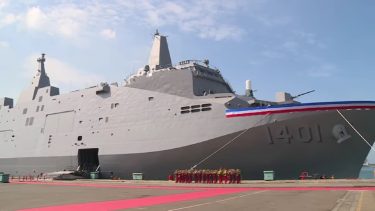 台湾の新鋭揚陸艦「玉山」が台湾海軍に引き渡される