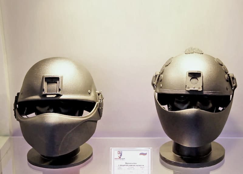 ロシア軍の新しいアイアンスーツの一部が明らかに！ヘルメットは狙撃を感知する