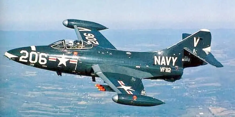 朝鮮戦争で単機で7機のソ連軍機と交戦、4機を撃墜したパイロットに海軍 ...