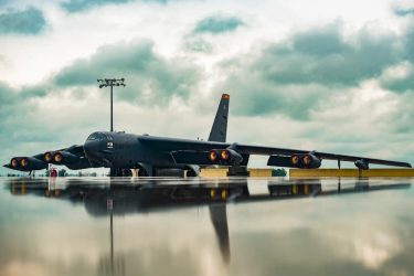 B-52H戦略爆撃機の次期バージョンはB-52Jに決定！なぜ？”I”は飛ばされた