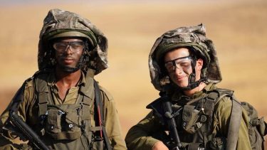 イスラエル兵が使用する迷彩ヘルメットカバー「ミツネフェット」