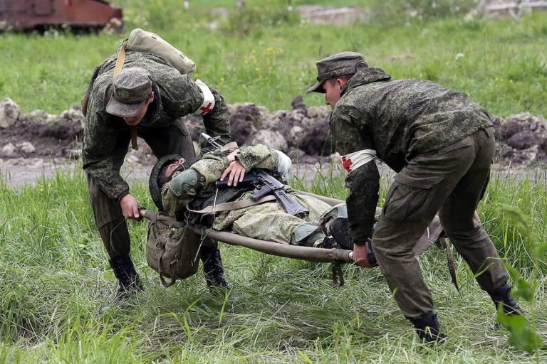 戦争の影響でロシア国内の医療従事者が不足