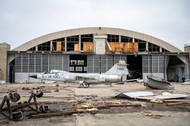 歴史ある米国のライト・パターソン空軍基地が竜巻で甚大な被害、展示機多数が失われる