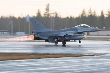 ベルギー、ウクライナに30機のF-16戦闘機の供与を表明！総数は70機以上に