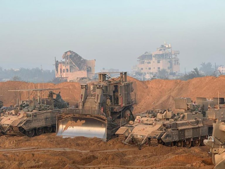 イスラエル軍はガザ地区でこれまで500両以上の車両を失った