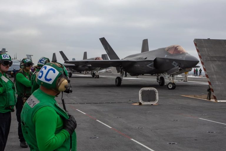 米海兵隊のF-35C空母艦載機がイエメンで史上初めて戦闘に参加！