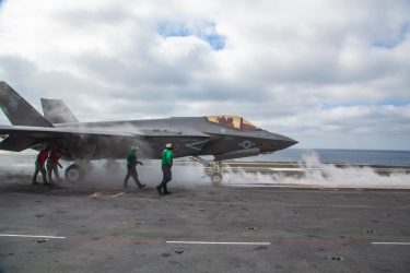 米海兵隊、F-35Bを削減し、F-35Cを追加する航空計画を発表